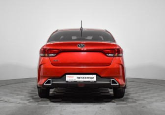 Подержанный автомобиль Kia Rio Sedan 2021 года (6 фото)