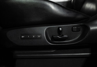 Подержанный автомобиль Mazda CX-9 2013 года (20 фото)