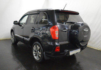 Подержанный автомобиль Chery Tiggo 3 2017 года (7 фото)