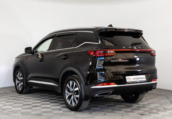 Подержанный автомобиль Chery Tiggo 7 Pro Max 2023 года (7 фото)