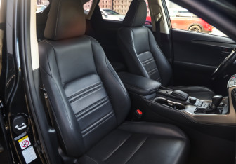 Подержанный автомобиль Lexus NX 2017 года (25 фото)