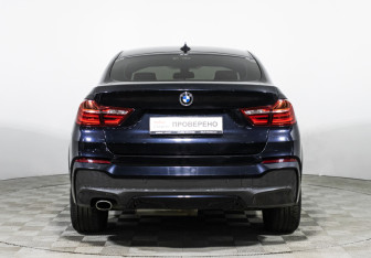 Подержанный автомобиль BMW X4 2016 года (6 фото)