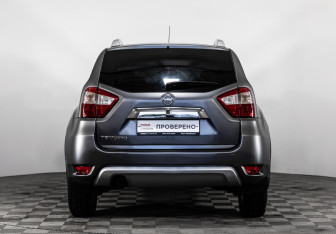 Подержанный автомобиль Nissan Terrano 2018 года (6 фото)