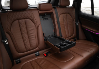 Подержанный автомобиль BMW X5 2019 года (34 фото)