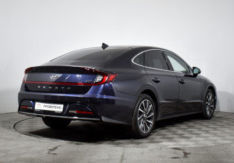 Подержанный автомобиль Hyundai Sonata 2020 года (5 фото)
