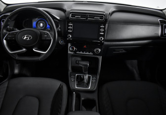 Подержанный автомобиль Hyundai Creta 2021 года (11 фото)