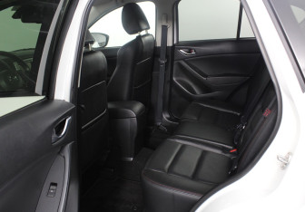 Подержанный автомобиль Mazda CX-5 2013 года (10 фото)