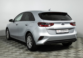 Подержанный автомобиль Kia Ceed Hatchback 2018 года (7 фото)