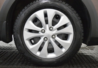 Подержанный автомобиль Kia Rio Hatchback 2021 года (9 фото)