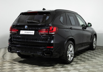Подержанный автомобиль BMW X5 2017 года (5 фото)