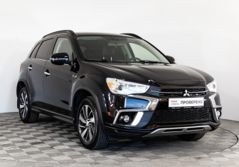 Подержанный автомобиль Mitsubishi ASX 2019 года (3 фото)