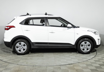 Подержанный автомобиль Hyundai Creta 2020 года (4 фото)