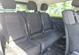 Подержанный автомобиль Mercedes-Benz Vito 2016 года (10 фото)