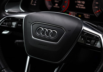 Подержанный автомобиль Audi A6 Sedan 2018 года (11 фото)