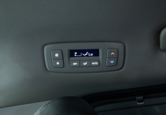 Подержанный автомобиль Kia Carnival 2021 года (17 фото)