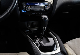 Подержанный автомобиль Nissan Qashqai 2016 года (13 фото)