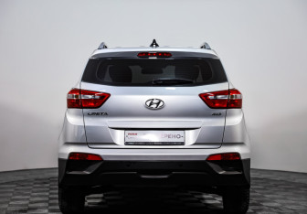 Подержанный автомобиль Hyundai Creta 2021 года (6 фото)