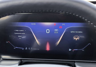 Подержанный автомобиль Hongqi HS5 2024 года (34 фото)