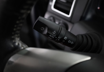 Подержанный автомобиль Chevrolet Captiva 2013 года (15 фото)