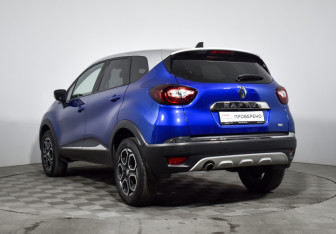 Подержанный автомобиль Renault Kaptur 2021 года (7 фото)