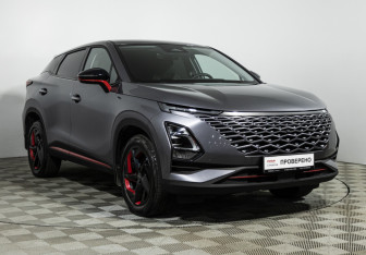 Подержанный автомобиль Omoda C5 2023 года (4 фото)