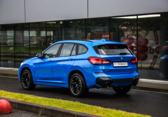 Подержанный автомобиль BMW X1 2021 года (8 фото)