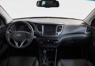 Подержанный автомобиль Hyundai Tucson 2017 года (9 фото)