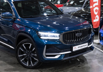 Подержанный автомобиль Geely Monjaro 2023 года (8 фото)