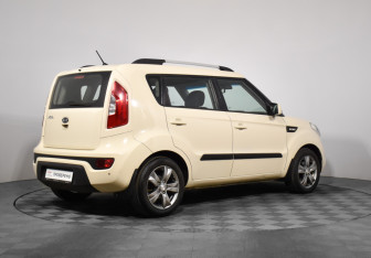 Подержанный автомобиль Kia Soul 2012 года (5 фото)