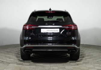 Подержанный автомобиль Hongqi HS5 2021 года (6 фото)