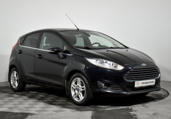 Подержанный автомобиль Ford Fiesta Hatchback 2016 года (3 фото)