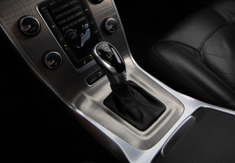 Подержанный автомобиль Volvo XC70 2014 года (14 фото)