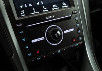 Подержанный автомобиль Ford Mondeo Sedan 2018 года (18 фото)