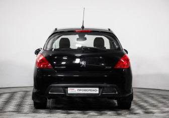 Подержанный автомобиль Peugeot 308 Hatchback 2008 года (6 фото)