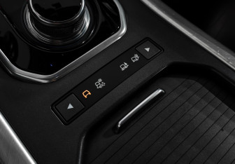Подержанный автомобиль Land Rover Range Rover Evoque 2013 года (18 фото)