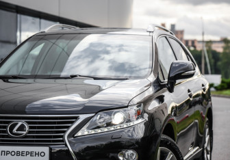 Подержанный автомобиль Lexus RX 2014 года (2 фото)