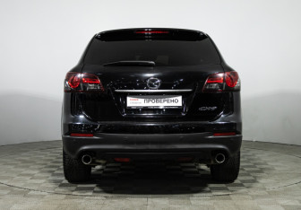 Подержанный автомобиль Mazda CX-9 2013 года (6 фото)