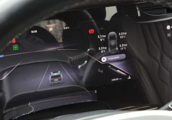 Подержанный автомобиль Exeed VX 2023 года (25 фото)