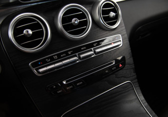 Подержанный автомобиль Mercedes-Benz GLC Coupe 2016 года (16 фото)