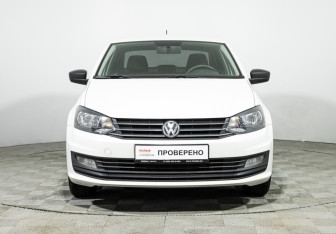 Подержанный автомобиль Volkswagen Polo Sedan 2019 года (2 фото)