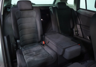 Подержанный автомобиль Volkswagen Tiguan 2019 года (26 фото)
