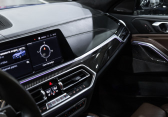 Подержанный автомобиль BMW X6 2020 года (29 фото)