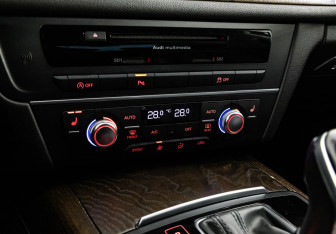 Подержанный автомобиль Audi A6 Sedan 2016 года (16 фото)