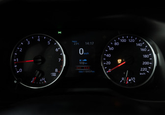 Подержанный автомобиль Toyota RAV4 2019 года (12 фото)