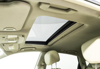 Подержанный автомобиль Infiniti QX50 2016 года (21 фото)