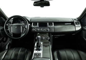Подержанный автомобиль Land Rover Range Rover Sport 2012 года (13 фото)