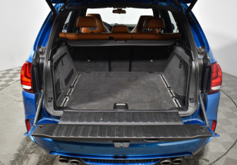 Подержанный автомобиль BMW X5 M 2015 года (21 фото)