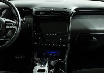 Подержанный автомобиль Hyundai Tucson 2022 года (14 фото)