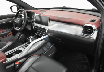 Подержанный автомобиль Geely Coolray 2021 года (12 фото)