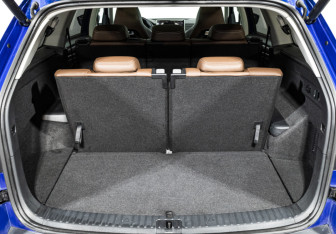 Подержанный автомобиль Skoda Kodiaq 2023 года (15 фото)